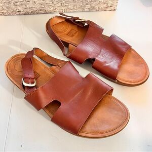 Classic Leather Slingback Sandals - Brown